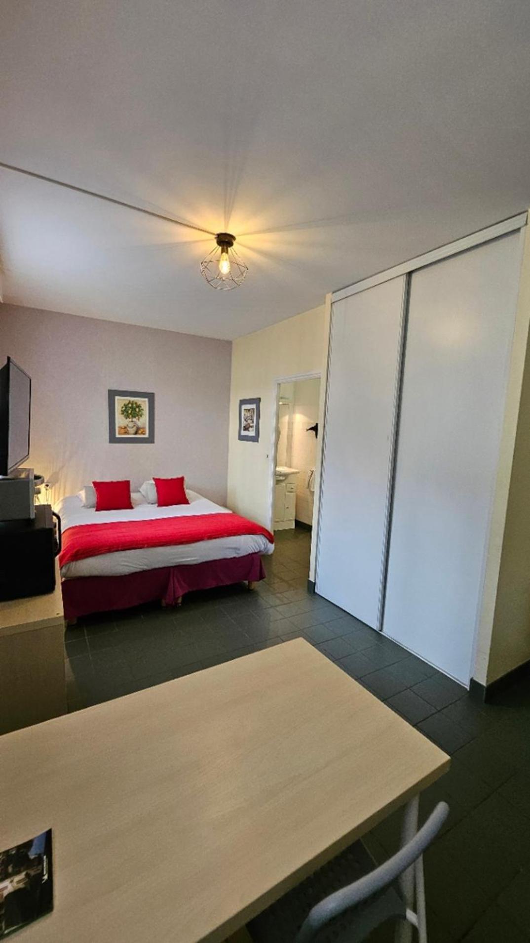 L'Annexe Residence Hoteliere Classee Pontivy Ngoại thất bức ảnh